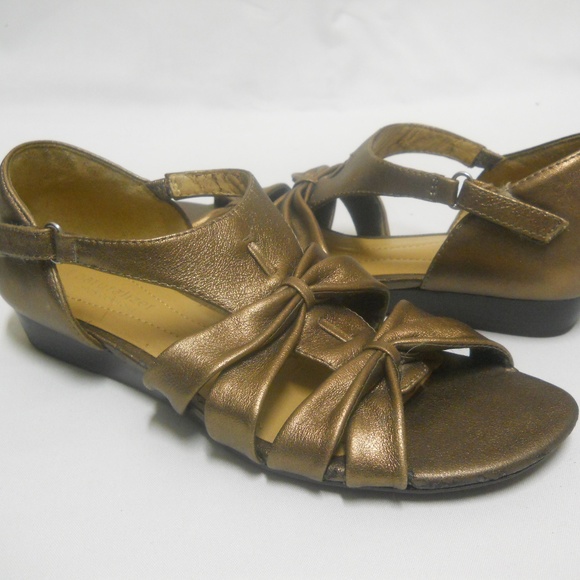 naturalizer n5 comfort flats